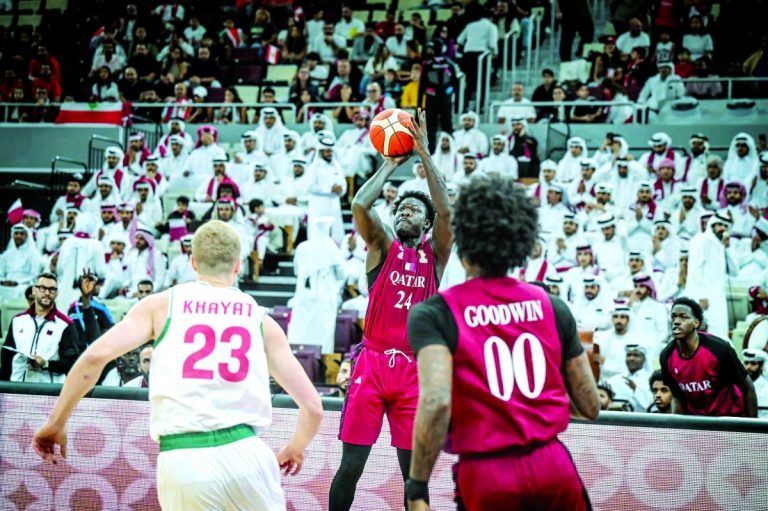  عنابي السلة يتعثر أمام اللبناني بتصفيات كأس العالم