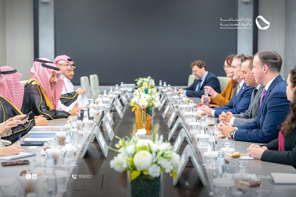 الخريف يبحث تعزيز التعاون بين المملكة والولايات المتحدة في مجال المعادن الحرجة
