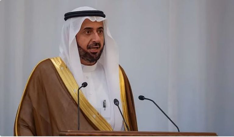 وزير الحج يعلن إقامة منتدى العمرة والزيارة في المدينة المنورة خلال يناير المقبل