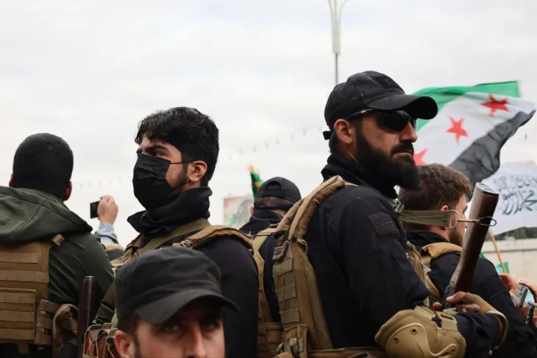 إصابة عناصر سورية وأميركية بهجوم على دورية مشتركة قرب تدمر