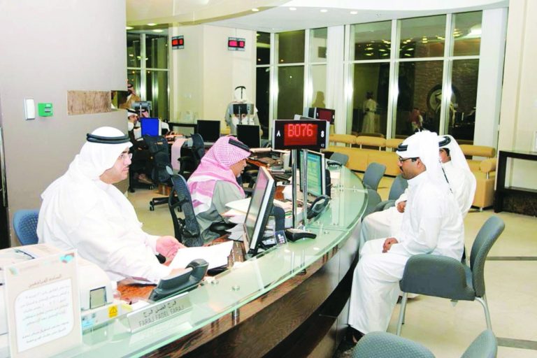  بالأسماء.. تعرف على موظفي الجهات الحكومية الأكثر إنجازاً للخدمات الشهر الماضي