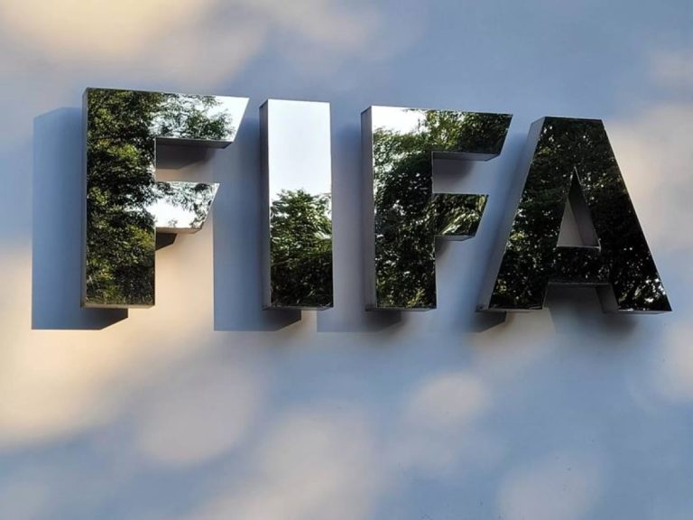  فيفا: رسوم خدمات وكلاء كرة القدم تصل إلى مستويات قياسية خلال عام 2025