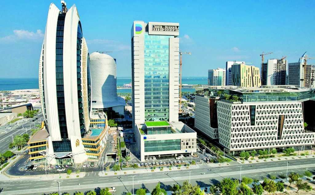  بنك دخان يواصل تعزيز ريادته عبر مبادرات وشراكات استراتيجية غير مسبوقة