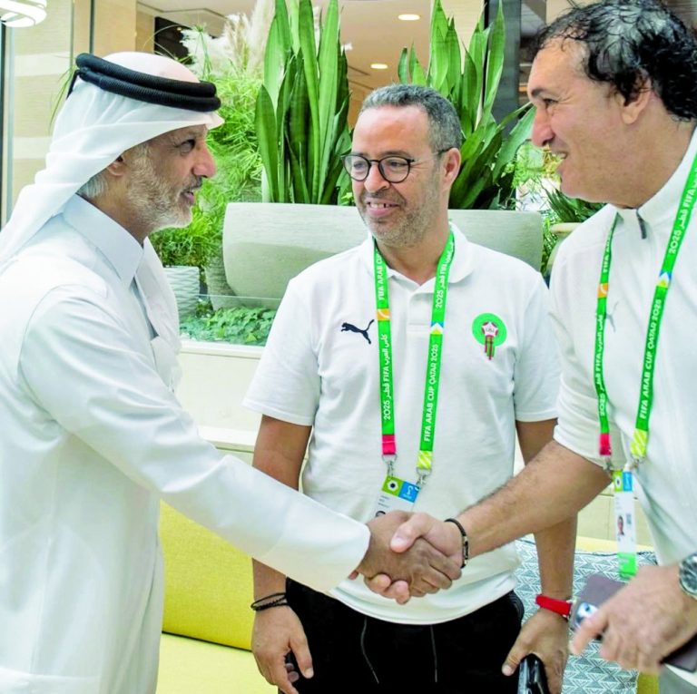  مونديال العرب.. وزير الرياضة والشباب يزور بعثة «أسود الأطلس»