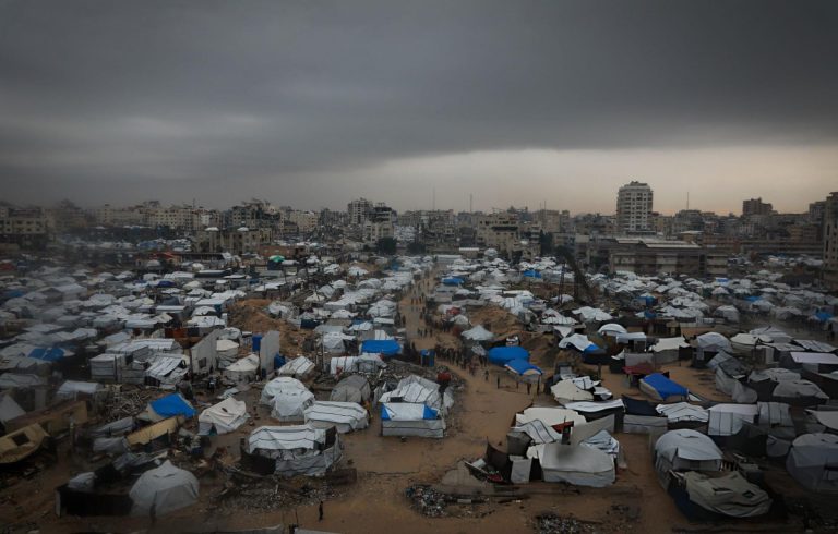 ارتفاع عدد ضحايا سوء الأحوال الجوية في غزة إلى 11 وفاة خلال 24 ساعة