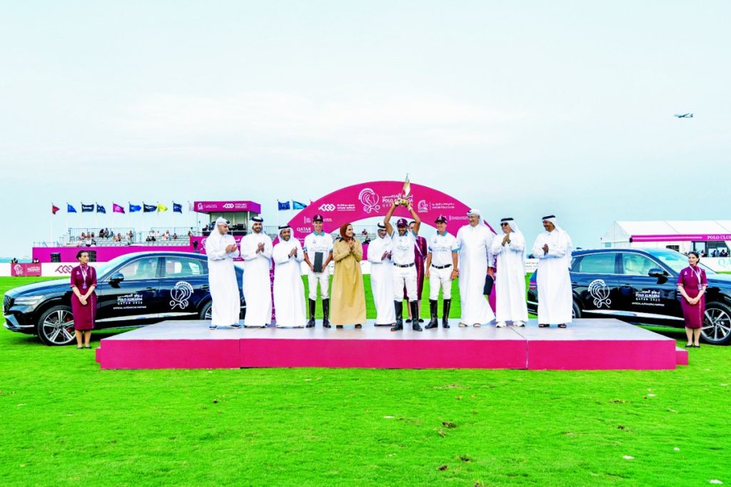  الشيخة المياسة بنت حمد تتوج لوسيل بكأس بولو المرسى