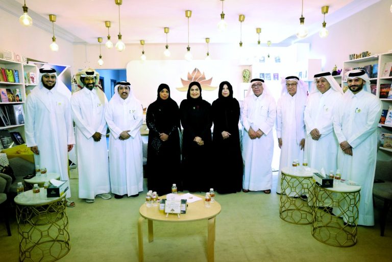  صالون روزا يناقش دور المثقف في تعزيز الهوية