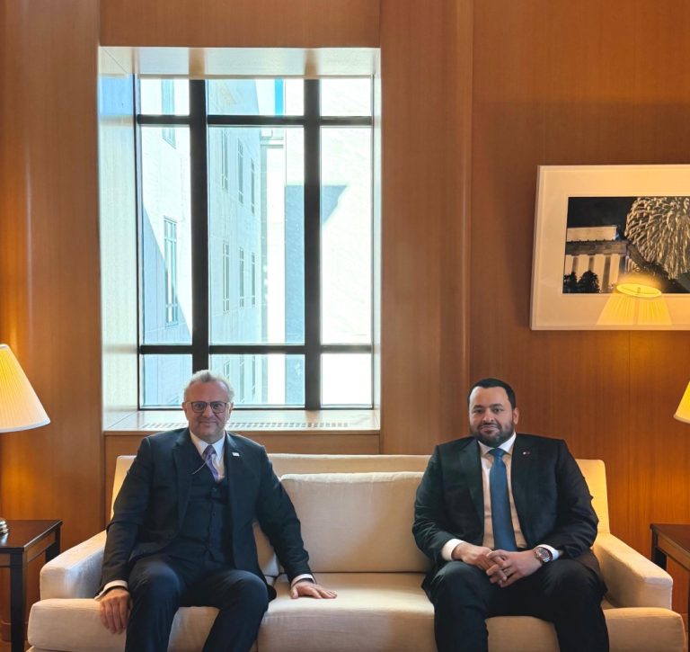 وزير الدولة بوزارة الخارجية يجتمع مع كبار المسؤولين في وزارة الخارجية الأمريكية