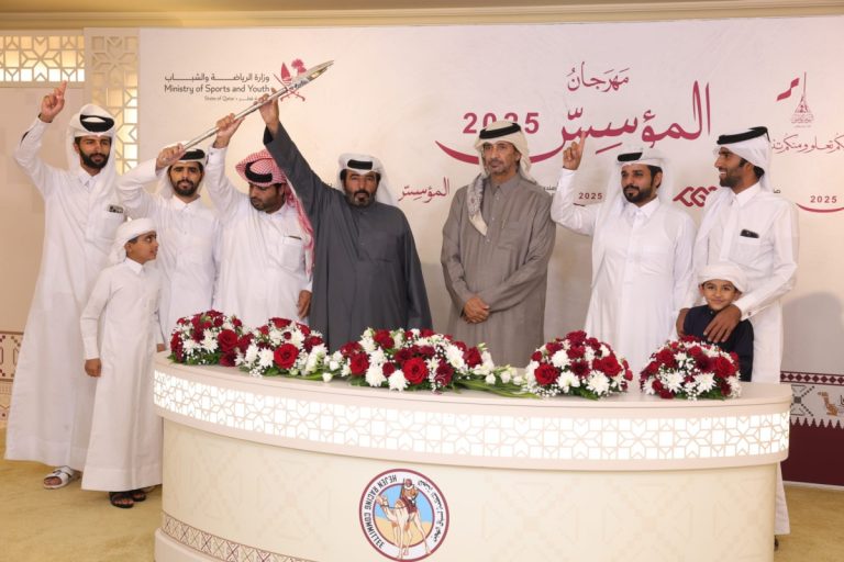  4 رموز فضية للحقايق في سابع أيام مهرجان المؤسس للهجن العربية الأصيلة