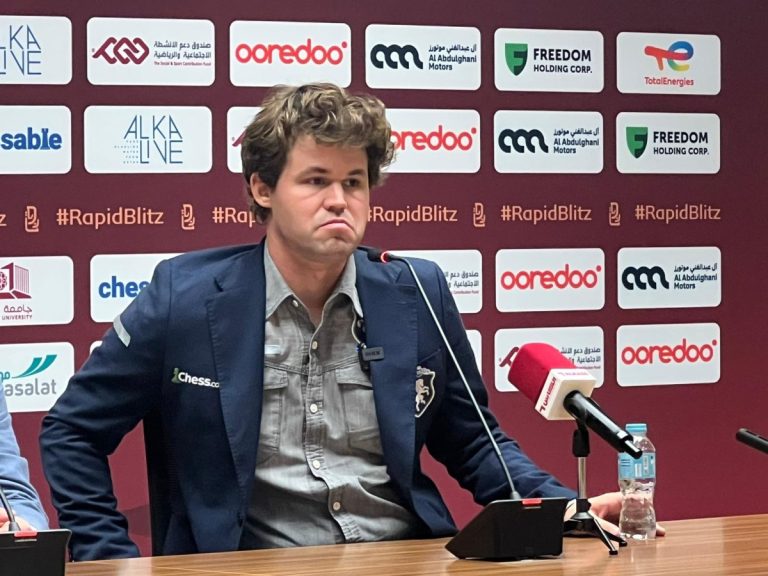  كأس العالم للشطرنج الخاطف “قطر 2025”.. النرويجي كارلسن يتوج بلقب الرجال والكازاخية أساواباييفا بطلة السيدات