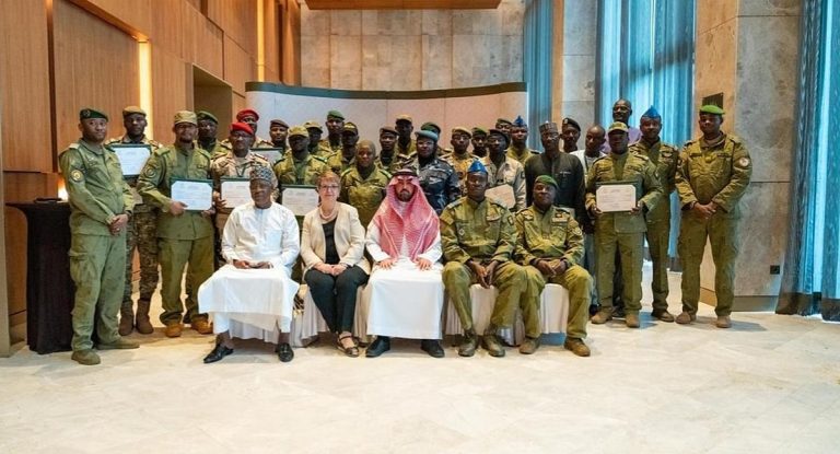 «التحالف الإسلامي» يختتم البرنامج المتقدم في محاربة تمويل الإرهاب وغسل الأموال بنيجيريا