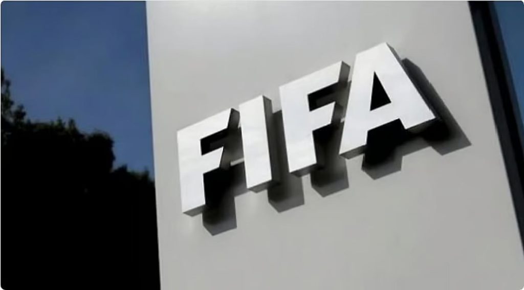 رسوم خدمات وكلاء كرة القدم تصل إلى مستويات قياسية خلال عام 2025