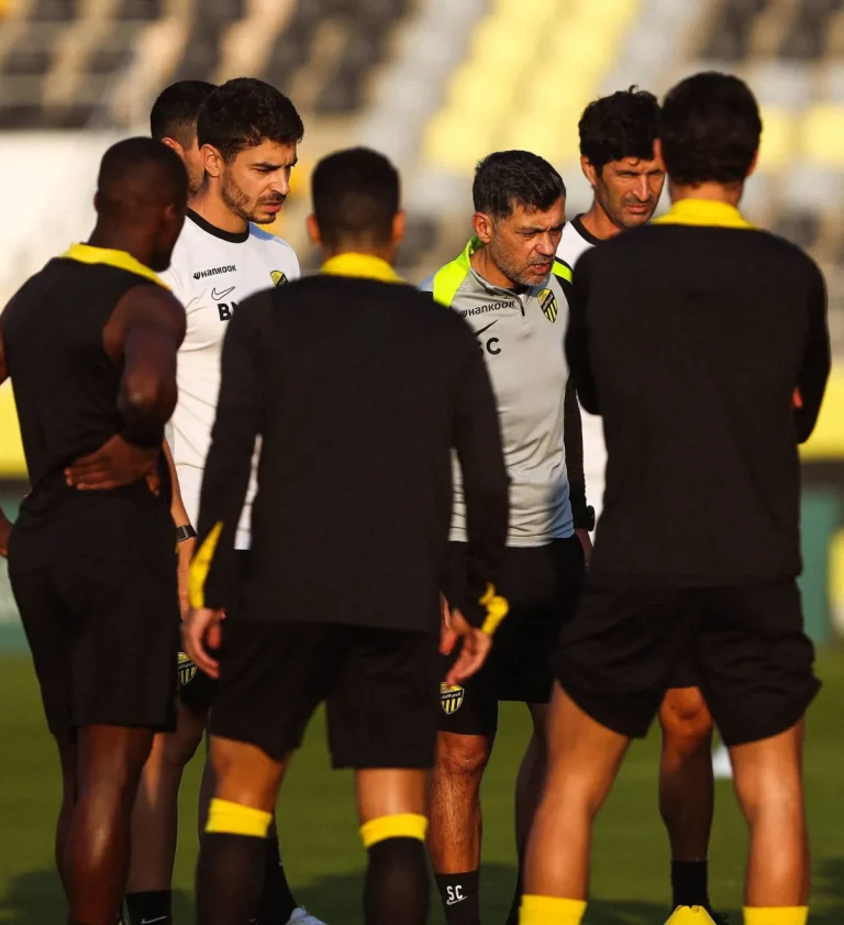 الهلال يستدرج الفيحاء في «المملكة أرينا»… والاتحاد أمام اختبار القادسية