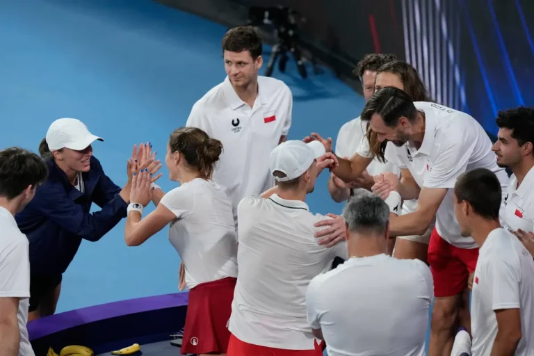 «كأس يونايتد»: بولندا تفوز على أميركا وتضرب موعداً مع سويسرا في النهائي