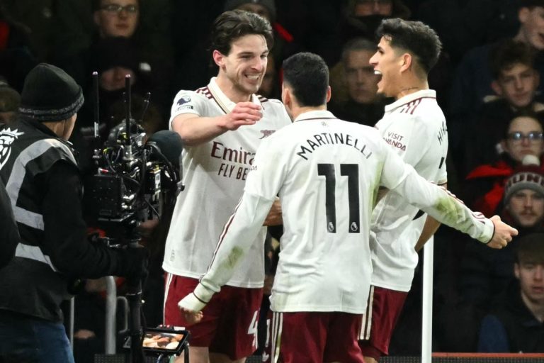  أرسنال يفوز على بورنموث ويعزز صدارته للدوري الإنجليزي