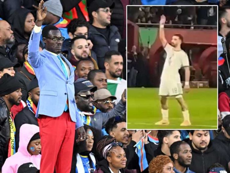  لاعب الجزائر محمد عمورة يعتذر من المشجع «لومومبا» : أحترم الكونغو وفريقها