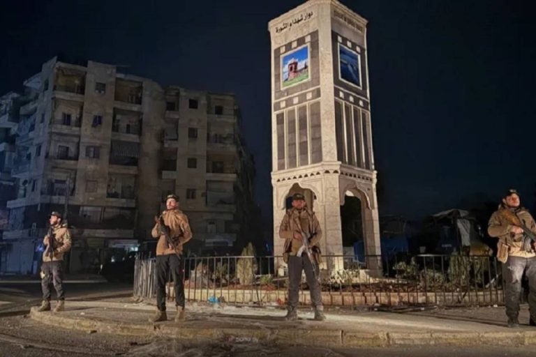  الجيش السوري يعلن وقف إطلاق النار في محيط أحياء الشيخ مقصود والأشرفية وبني زيد في حلب