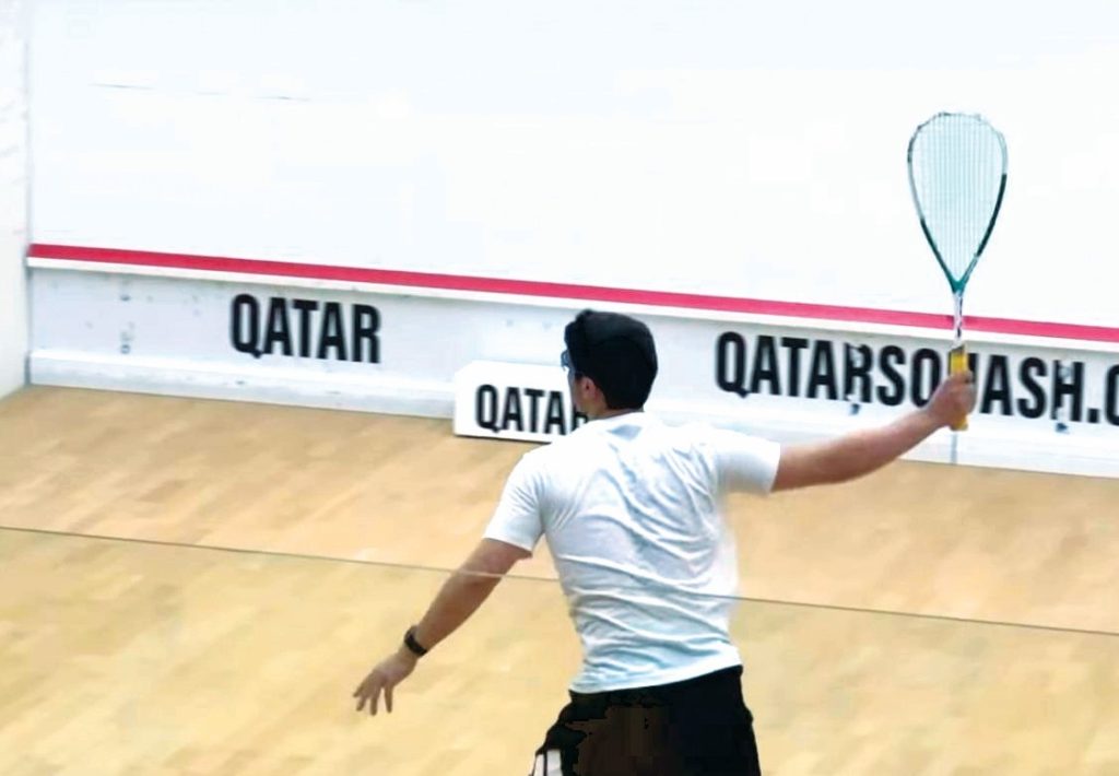 تواصل منافسات بطولة خليفة للإسكواش
