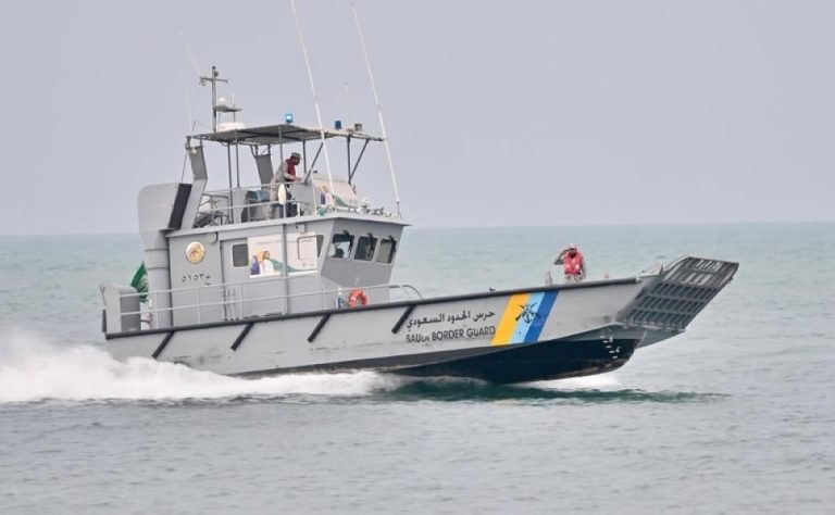 حرس الحدود يضبط مخالفًا للائحة الأمن والسلامة لمزاولي الأنشطة البحرية بمحافظة رابغ