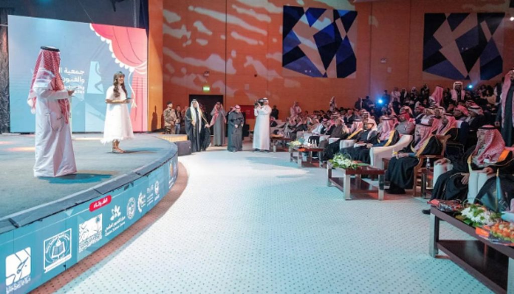 الأمير فيصل بن مشعل يرعى حفل مهرجان مسرح الطفل بالقصيم