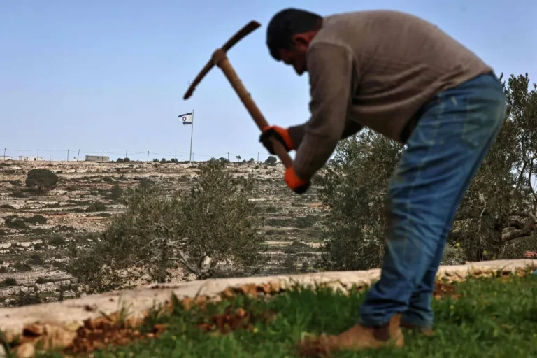 إسرائيل تُريد الاستيلاء على القدس مع الضفة