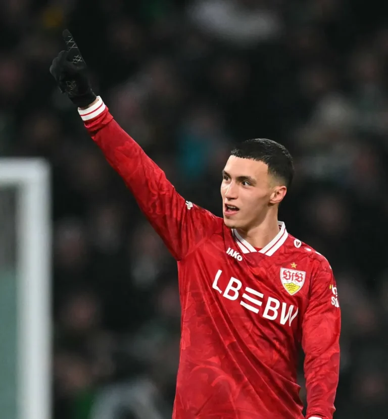 الدوري الأوروبي: المغربي الخنوس يقود شتوتغارت لوضع قدم في دور الـ16