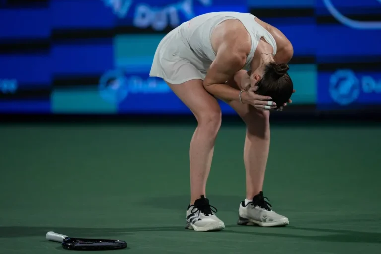 دورة دبي: إلينيا تطيح بغوف وتضرب موعداً مع بيغولا في النهائي