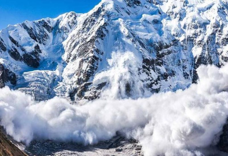 مصرع ثلاثة متزلجين في انهيار جليدي جنوب شرقي فرنسا