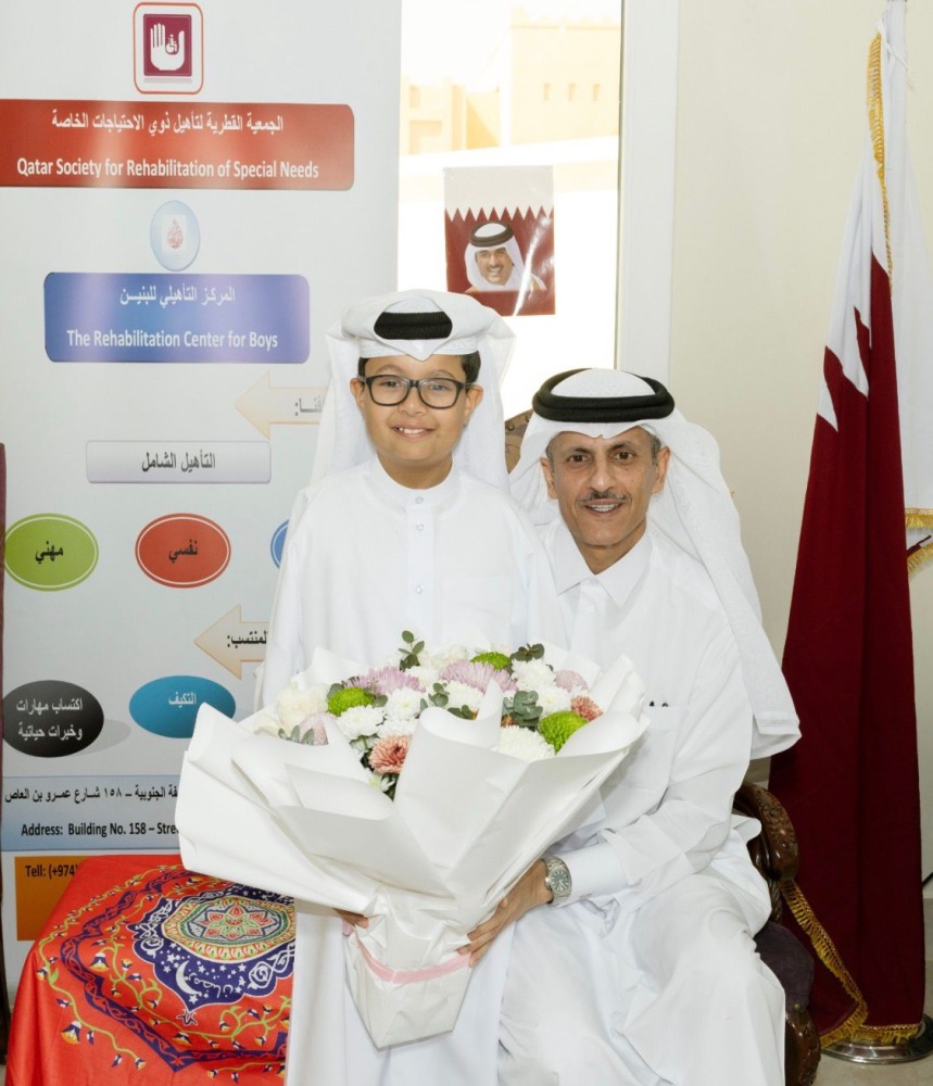  د. خالد آل ثاني يزور المركز التأهيلي الجديد لذوي الاحتياجات الخاصة (بنين)