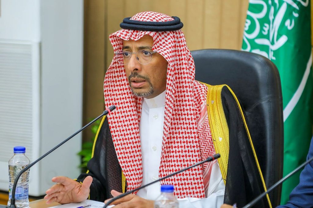 وزير الصناعة والثروة المعدنية يطلق النسخة الخامسة من مبادرة «نجود بخيرنا»