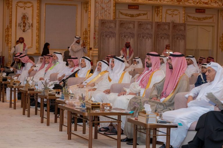 إطلاق جائزة معرفية ووقف تشاركي في ختام ملتقى «مجتمع الأسرة الأول»